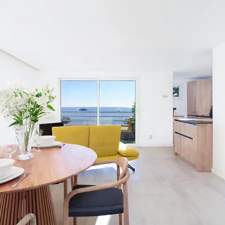 L'aiglon - Vue Les Pieds Dans L'eau - Superbe - Parking Privé - Golfe-juan - *